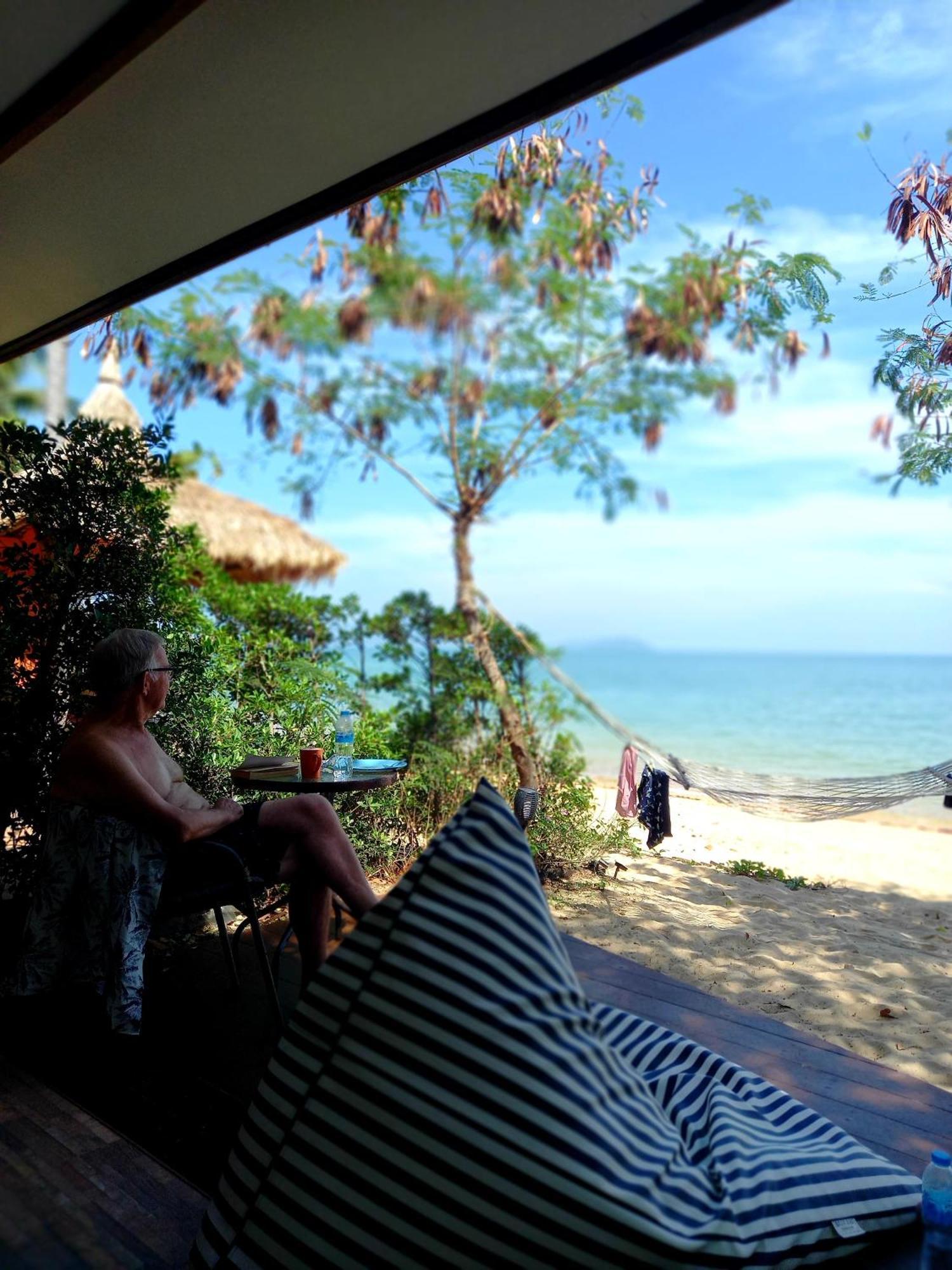 Sabai Sabai Beach Bungalows Koh Phayam Room photo