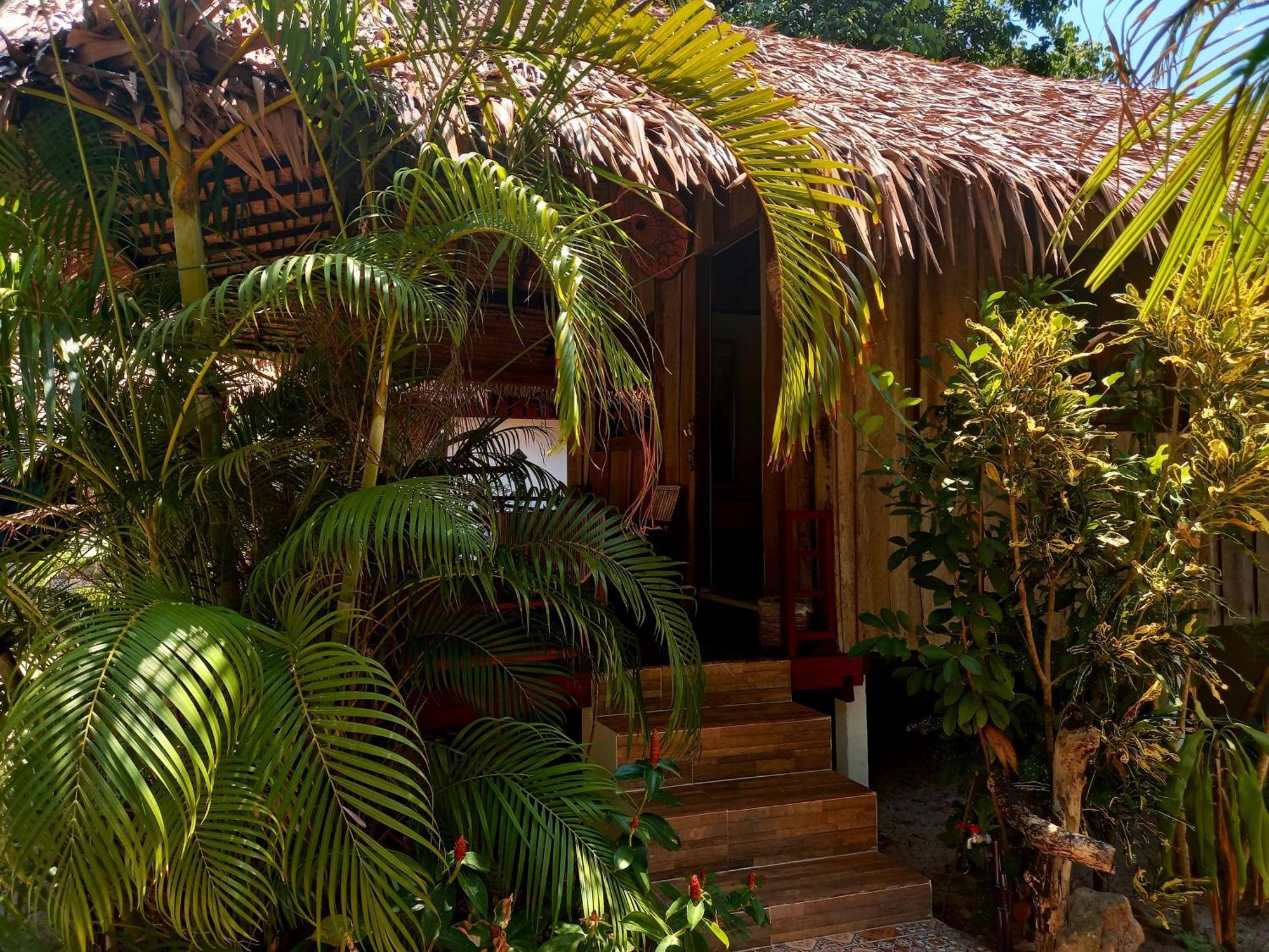 Sabai Sabai Beach Bungalows Koh Phayam Room photo